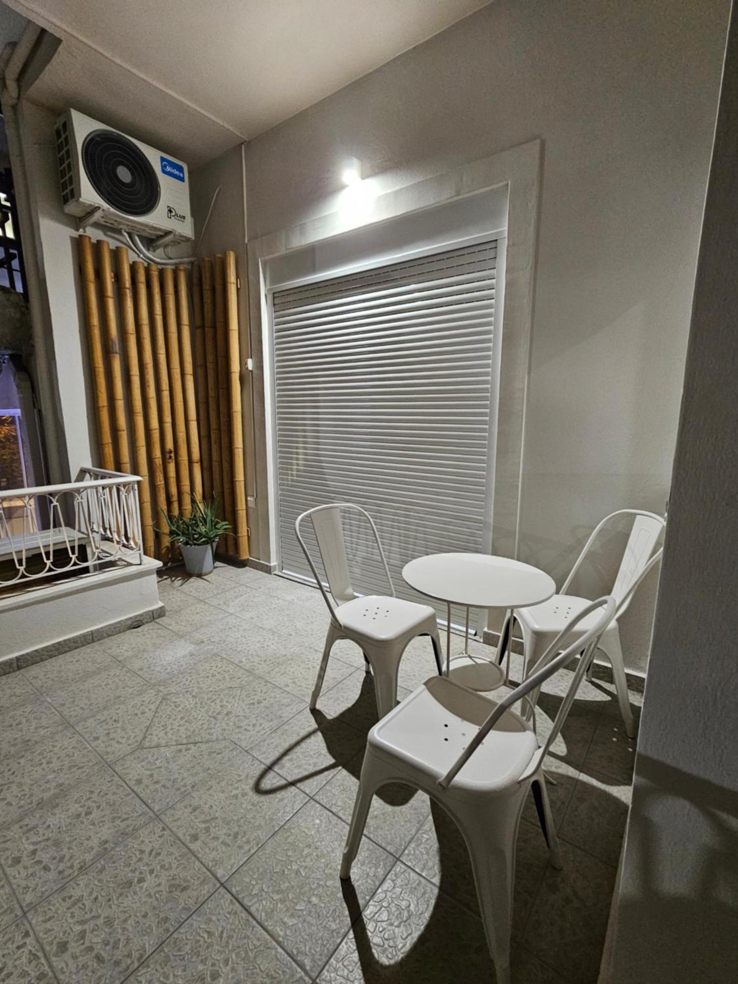 Bamboo Apartment Marousi Center アテネ エクステリア 写真