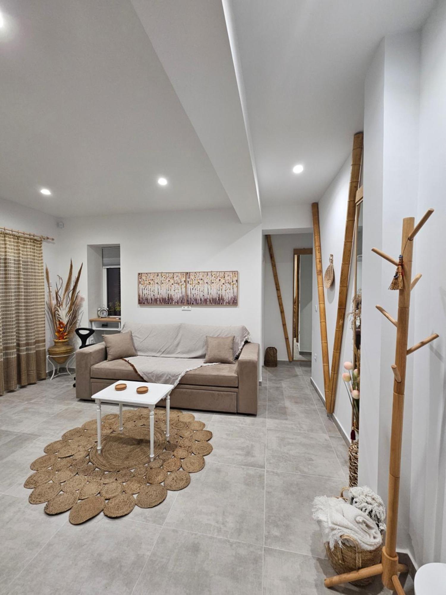 Bamboo Apartment Marousi Center アテネ エクステリア 写真